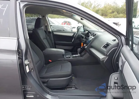 2019 Subaru Outback 2.5I Premium z USA, uszkodzony, nr VIN 4S4BSAFC4K3304651